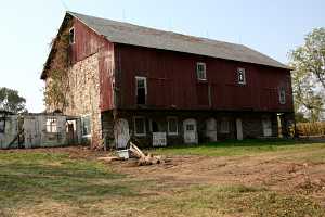 a run-down barn in poor condition